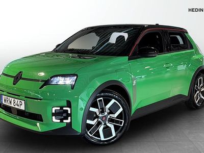 Begagnad Renault 5 E-Tech Techno 110 kW (150 HK) 2025 Grön Halvkombi