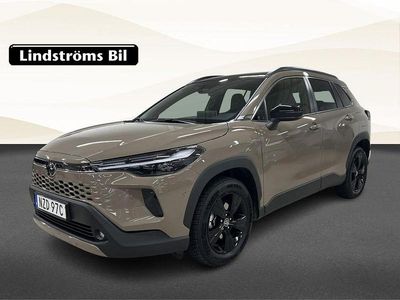 Begagnad Toyota Corolla Cross Executive 200 HK (147 kW) 2025 Brun SUV