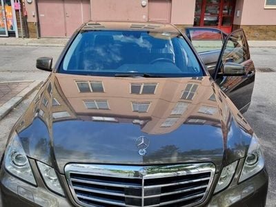 Mercedes E200