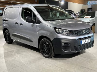 begagnad Peugeot Partner BoxlineL1 PRO 1.5 BlueHdi Aut - Drag, Värmare 2019, Transportbil