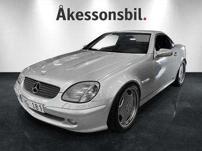 Begagnad Mercedes SLK320 218 HK (160 kW) 2000 Silver Cab