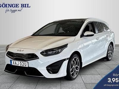 Begagnad Kia Ceed Advance 105 HK (77 kW) 2023 Vit Halvkombi