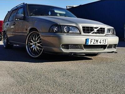Grå/guld Begagnad 1998 Volvo V70 Kombi | 56 000 kr