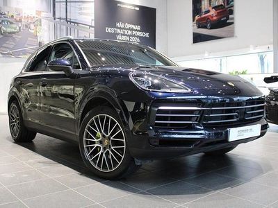 Mörkblå Begagnad 2022 Porsche Cayenne SUV | 785 000 kr