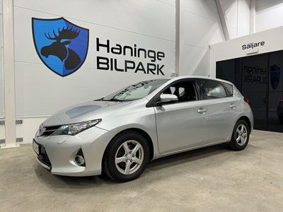 begagnad Toyota Auris 1.4 D-4D SUPERDEAL 4,95% RÄNTA/ BACKKAMERA