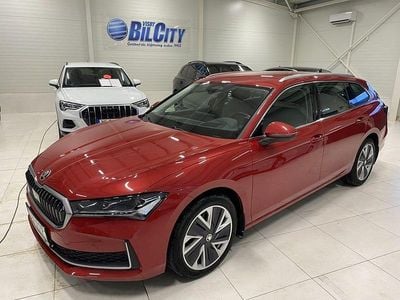 Begagnad Skoda Superb Selection 196 HK (144 kW) 2024 Röd Kombi