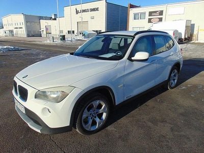 Vit Begagnad 2010 BMW X1 SUV | 55 000 kr (Lite dyr)