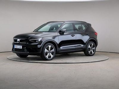 Black (solid) Begagnad 2022 Volvo XC40 Core SUV | 305 000 kr