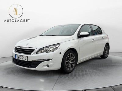 Begagnad Peugeot 308 Active 120 HK (88 kW) 2016 Vit Halvkombi