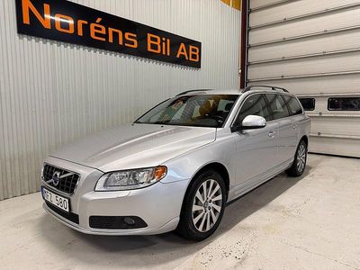 Grå Begagnad 2012 Volvo V70 Kombi | 99 000 kr (Lite dyr)