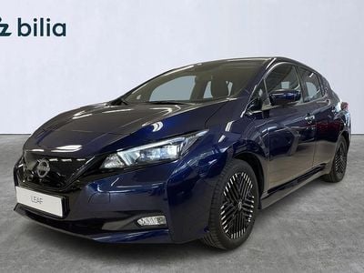 Blå Begagnad 2023 Nissan Leaf Halvkombi | 189 900 kr (Marknadspris)
