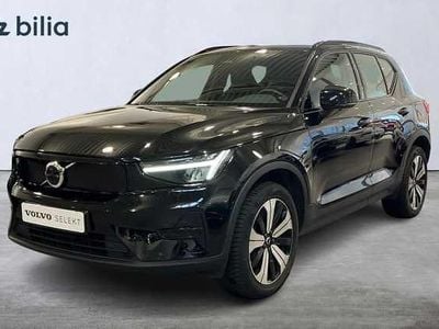 Svart Begagnad 2022 Volvo XC40 Core SUV | 334 900 kr (Superpris)