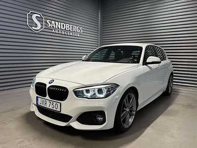 Vit Begagnad 2018 BMW 118 M Sport Halvkombi | 179 500 kr (Marknadspris)