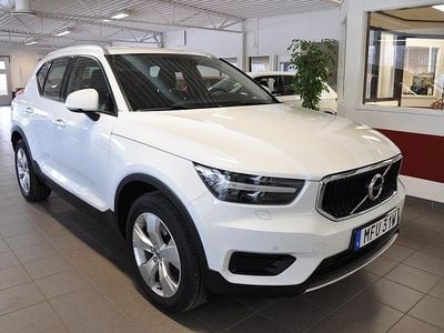 Begagnad Volvo XC40 Momentum 150 HK (110 kW) 2020 Vit SUV