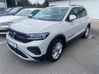 Grå Begagnad 2025 VW T-Cross Life SUV | 289 900 kr (Dyr)