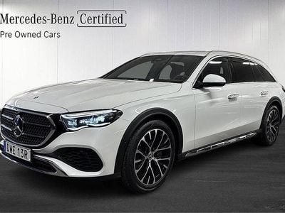 Vit Begagnad 2024 Mercedes E300 Avantgarde Kombi | 728 900 kr (Dyr)