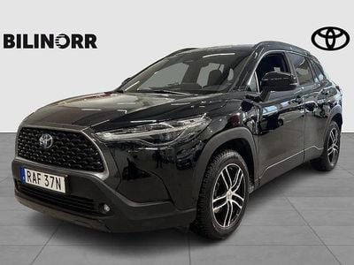 Begagnad Toyota Corolla Cross 200 HK (147 kW) 2022 Svart SUV