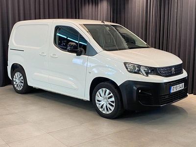 Vit Begagnad 2022 Peugeot Partner Minibuss | 229 000 kr (Dyr)