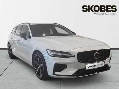Vit Begagnad 2025 Volvo V60 Plus Kombi | 526 900 kr (Dyr)