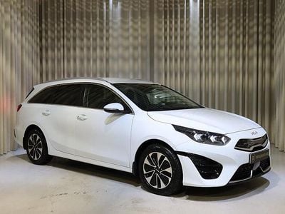 Begagnad Kia Ceed Sportswagon 141 HK (103 kW) 2022 Vit Kombi