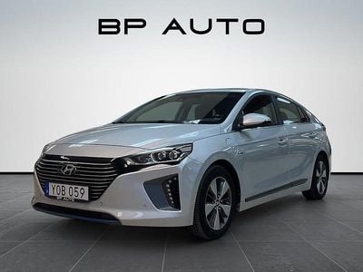Begagnad Hyundai Ioniq Premium 105 HK (77 kW) 2017 Silver Halvkombi