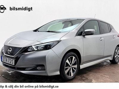 Begagnad Nissan Leaf Acenta 110 kW (150 HK) 2021 Silver Halvkombi