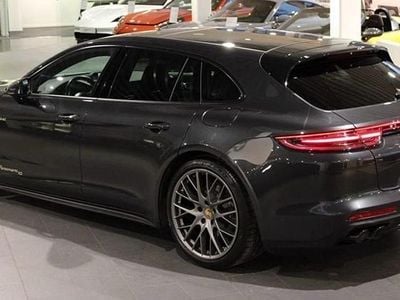 Porsche Panamera 4