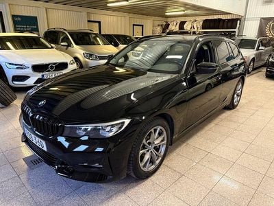 Svart Begagnad 2021 BMW 330 Sport Line Kombi | 199 900 kr