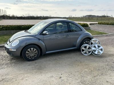 begagnad VW Beetle New1.6 Euro 4