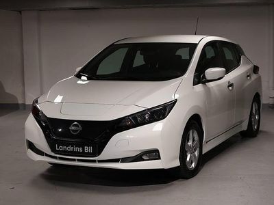 Begagnad Nissan Leaf Acenta 110 kW (150 HK) 2022 Vit Halvkombi