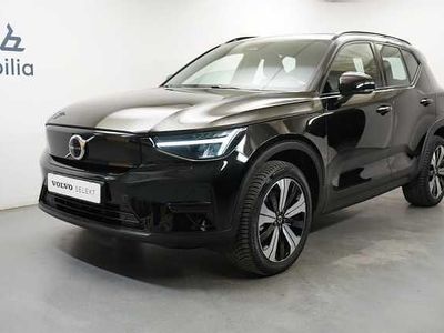 Svart Begagnad 2023 Volvo XC40 Core SUV | 339 900 kr