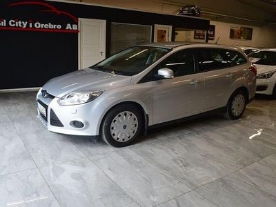 Grå Begagnad 2014 Ford Focus Kombi | 69 900 kr (Marknadspris)