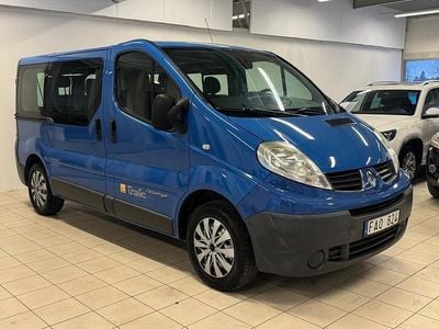 Blå Begagnad 2011 Renault Trafic Minibuss | 99 900 kr (Dyr)