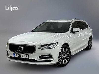 Vit Begagnad 2020 Volvo V90 Momentum Kombi | 299 000 kr (Marknadspris)