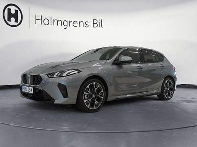 Begagnad BMW 120 M Sport 2026 Grå Halvkombi
