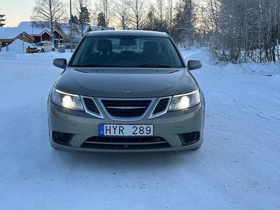 Begagnad Saab 9-3 Linear 175 HK (128 kW) 2008 Grön Sedan