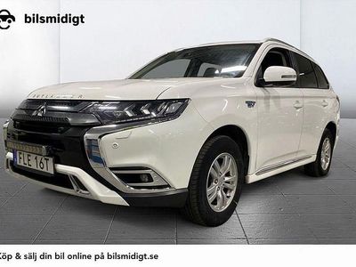 Vit Begagnad 2020 Mitsubishi Outlander SUV | 169 800 kr (Marknadspris)