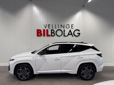 Vit Begagnad 2022 Hyundai Tucson Advanced SUV | 299 500 kr (Marknadspris)