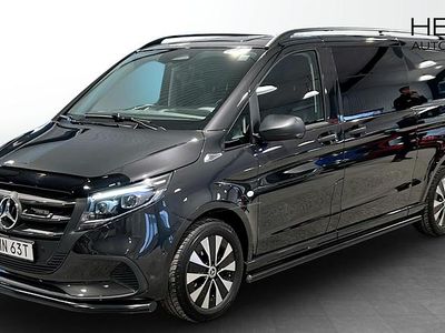 Svart Begagnad 2025 Mercedes Vito Van | 639 900 kr