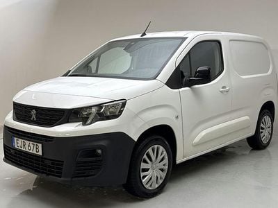 Begagnad Peugeot Partner 130 HK (95 kW) 2021 Vit Minibuss