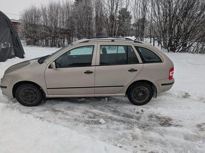 Begagnad 2006 Skoda Fabia Kombi | 10 000 kr (Bra pris)