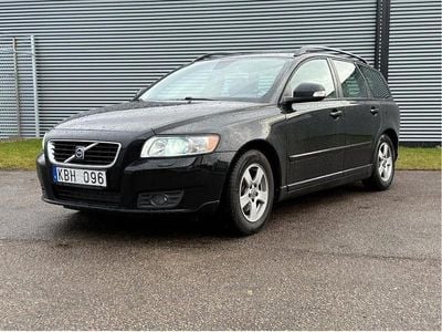 Svart Begagnad 2010 Volvo V50 Momentum Kombi | 32 500 kr (Bra pris)