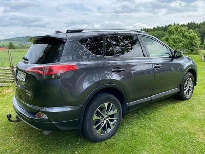 Begagnad 2016 Toyota RAV4 Hybrid SUV | 179 000 kr (Bra pris)