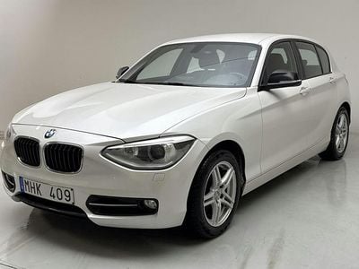 Vit Begagnad 2012 BMW 118 Sport Line Halvkombi | 90 000 kr (Dyr)