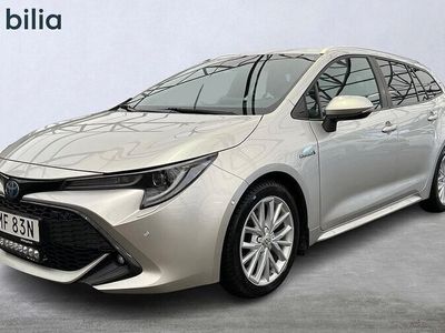 begagnad Toyota Corolla Verso Corolla Touring Sports Hybrid 2,0 STYLE TEKNIK PAKET LEDRAMP VINTERHJUL 2020, Kombi