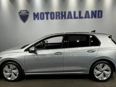 Silver Ny 2025 VW Golf VIII Edition Halvkombi | 299 900 kr (Bra pris)