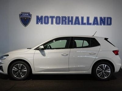 Begagnad Skoda Fabia Style 112 HK (82 kW) 2023 Vit Halvkombi