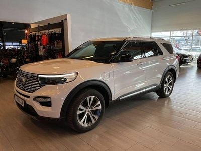Begagnad Ford Explorer Hybrid Platinum 457 HK (336 kW) 2020 Vit SUV