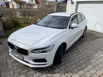 begagnad Volvo V90 D4 AWD