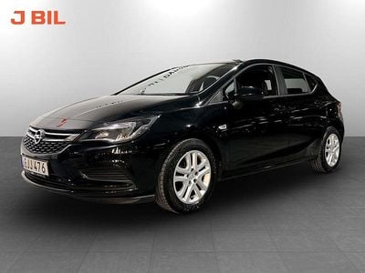 Svart Begagnad 2018 Opel Astra Enjoy Halvkombi | 119 900 kr (Marknadspris)